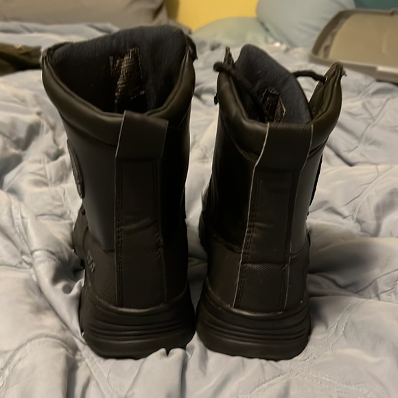 US kids 3y Polo Buckle Boots 100% authentic worn 3 times by my son - Picture 5 of 13